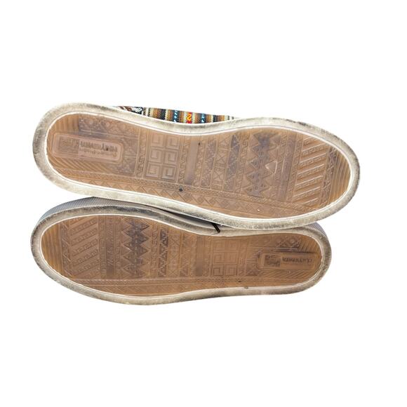 Phuyupata Peru Womens Size 8 High Top Tan Sneakers Aztec Print Woven Handmade - Picture 9 of 9